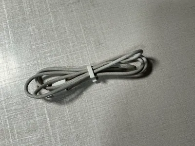 Cable organizer