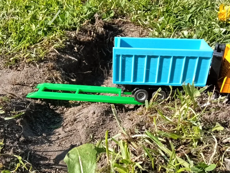 Small 1:87 HO scale narrow bridge