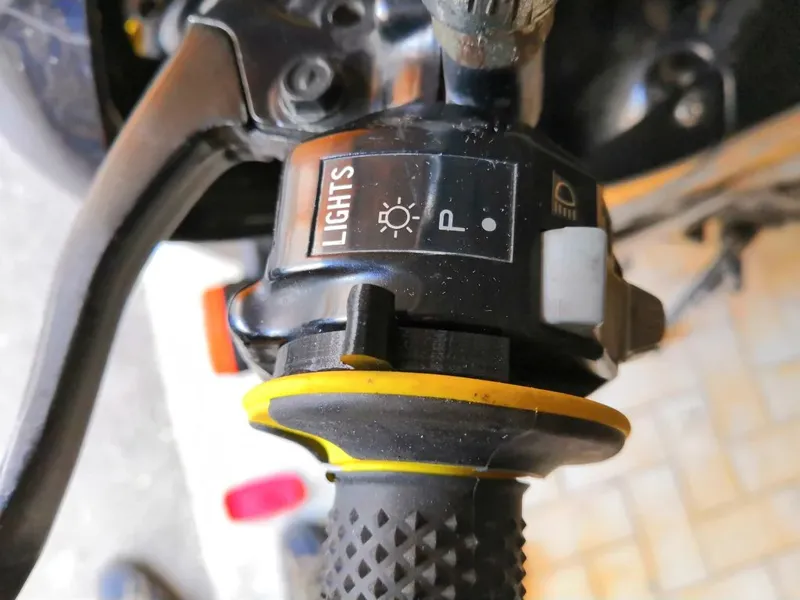 Comando luci YAMAHA TDR 250