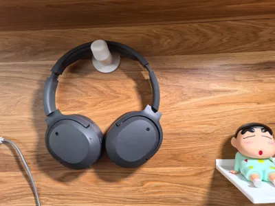 Headset Stand