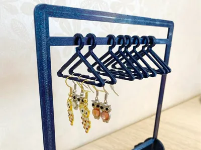 Earing hanger