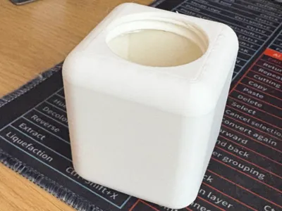 box with threaded lid
