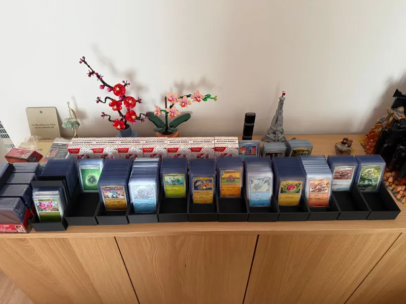 Pokemon cards box/tray RIBBED! (unique+practical!)