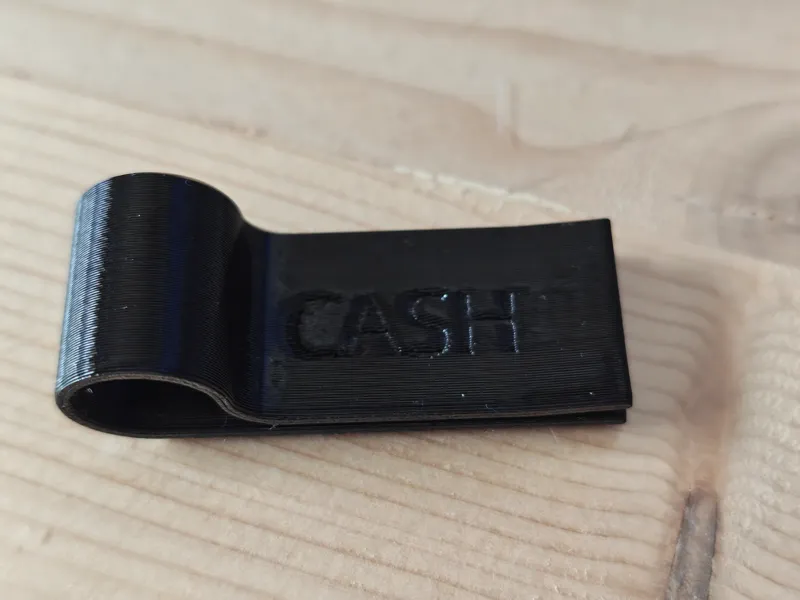 Minimal Clip Cash