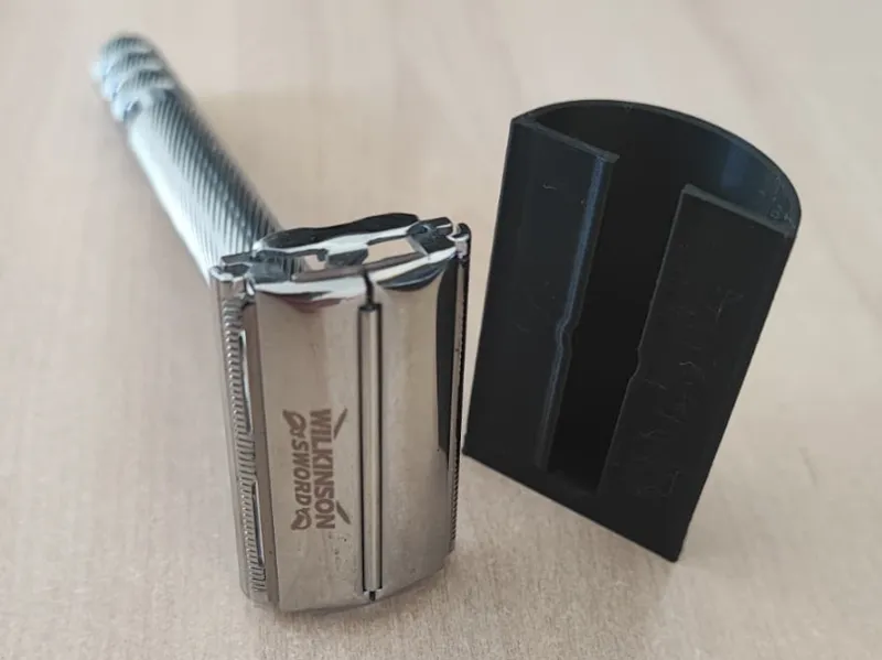 Wilkinson Sword Safety Razor Travel Cap/Cover