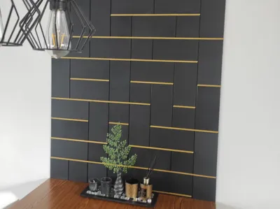 Printed table wall