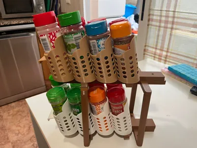 PULL-OUT SPICE RACK