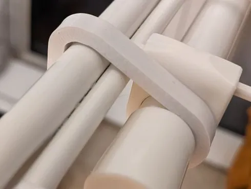Stopper hook for Ikea MULIG (anti self-folding)