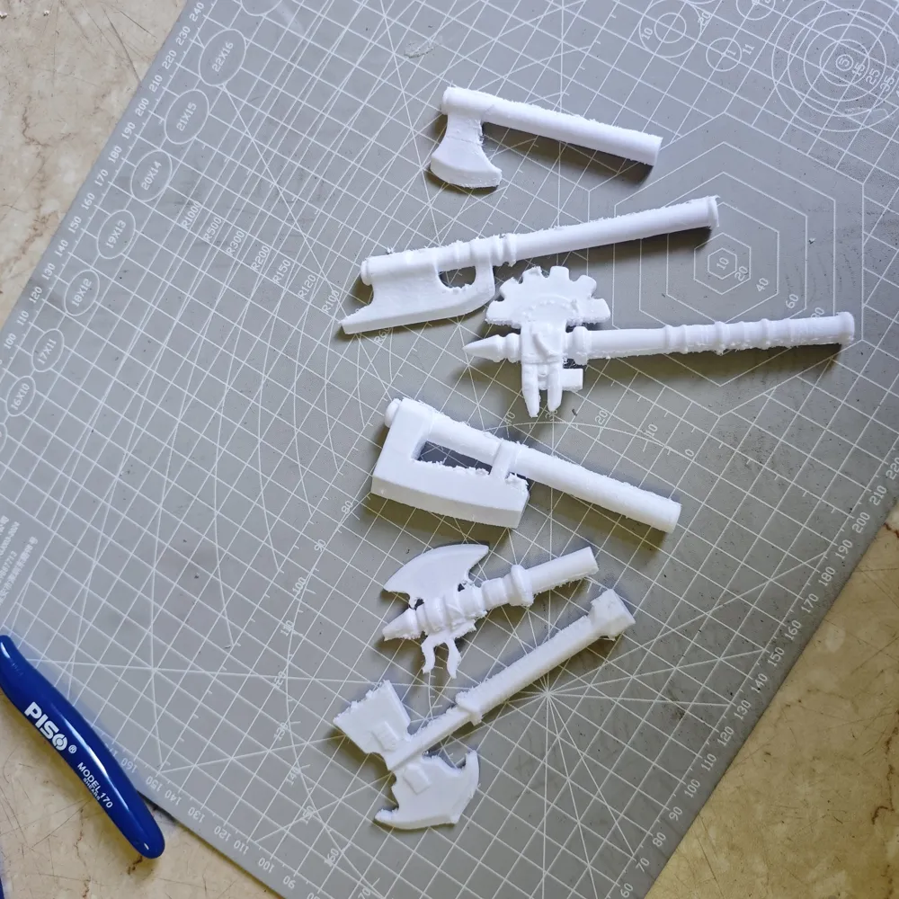 Action figure weapon pack, scalable, can also be printed individually ...