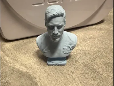 Messi Statue