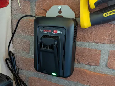 Bosch AL 18V-44 Wall Mount