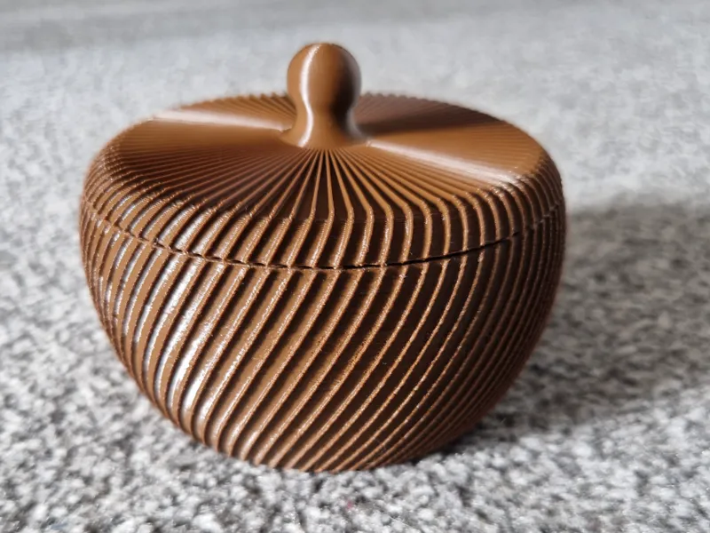 candy bowl with lid