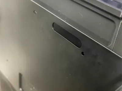 P1 feeder plug