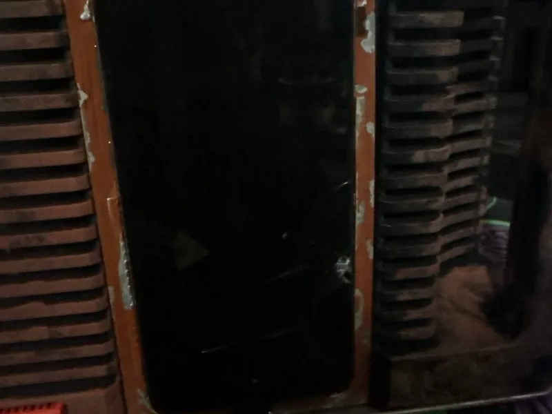 5.25" Disk drive Bay To Galaxy S10e Phone Mount