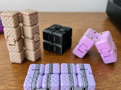 Infinity cube
