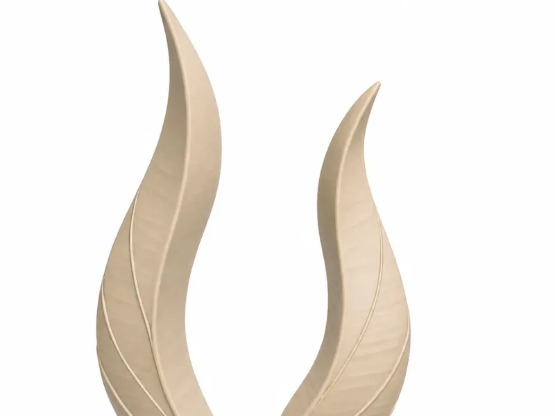 Flowing Leaf Sculpture – Decorative Display