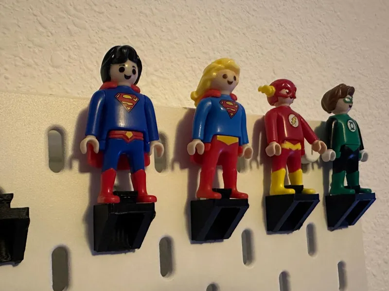 skadis ikea playmobil DC kinder