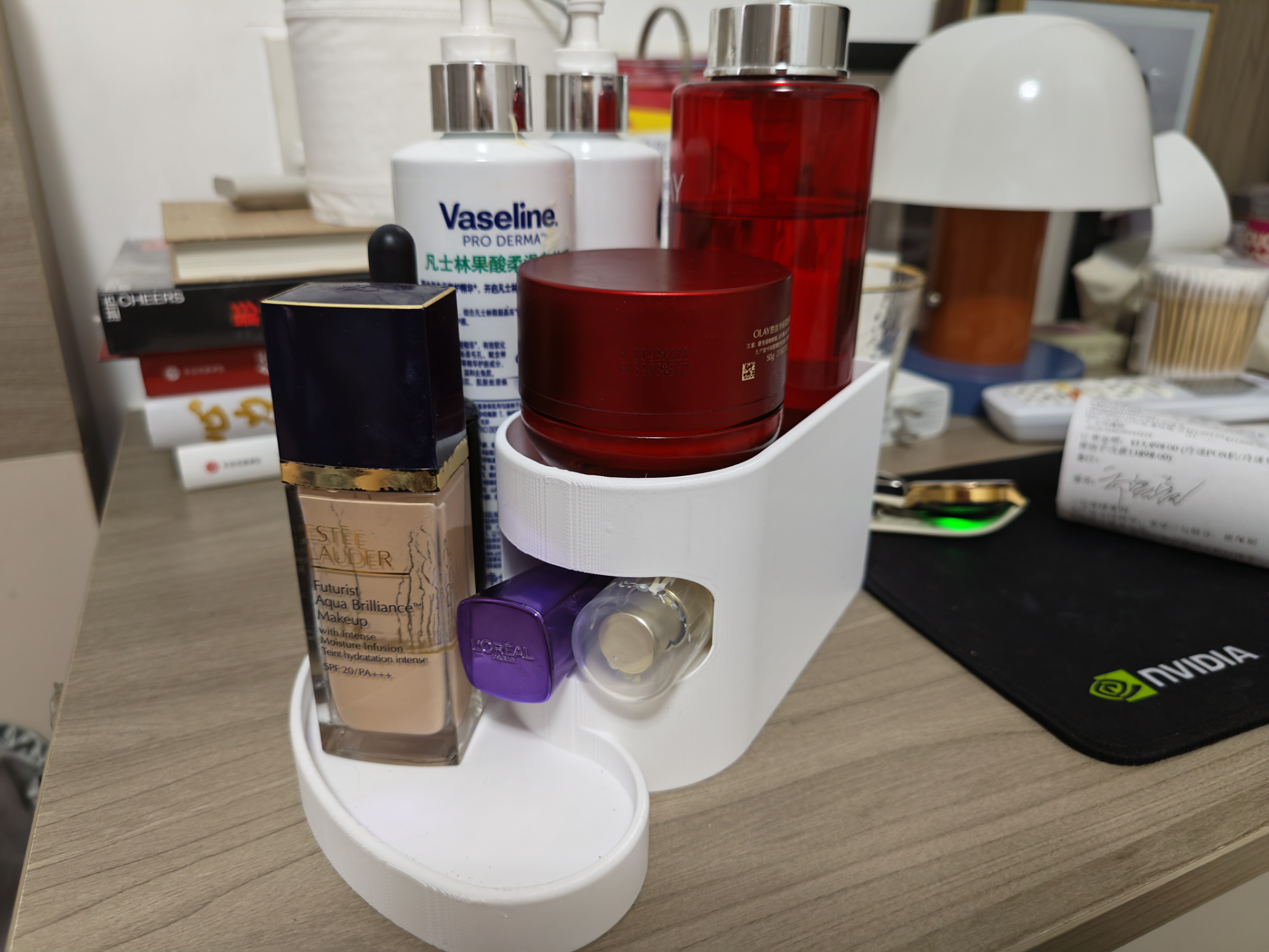 化妆品收纳架 Makeup Holder
