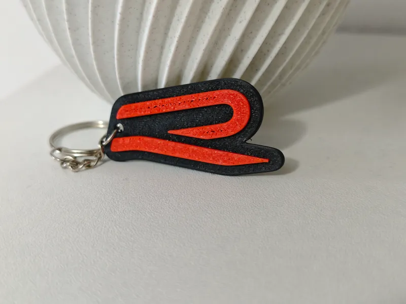 R_Line_keychain