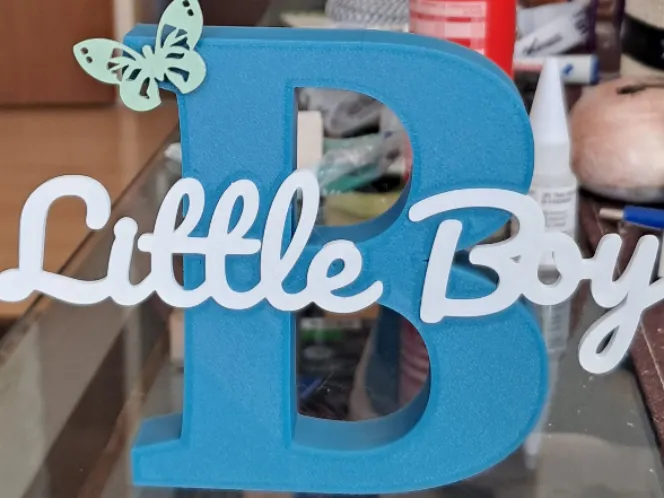 Little Boy - Schrift mit Buchstabe