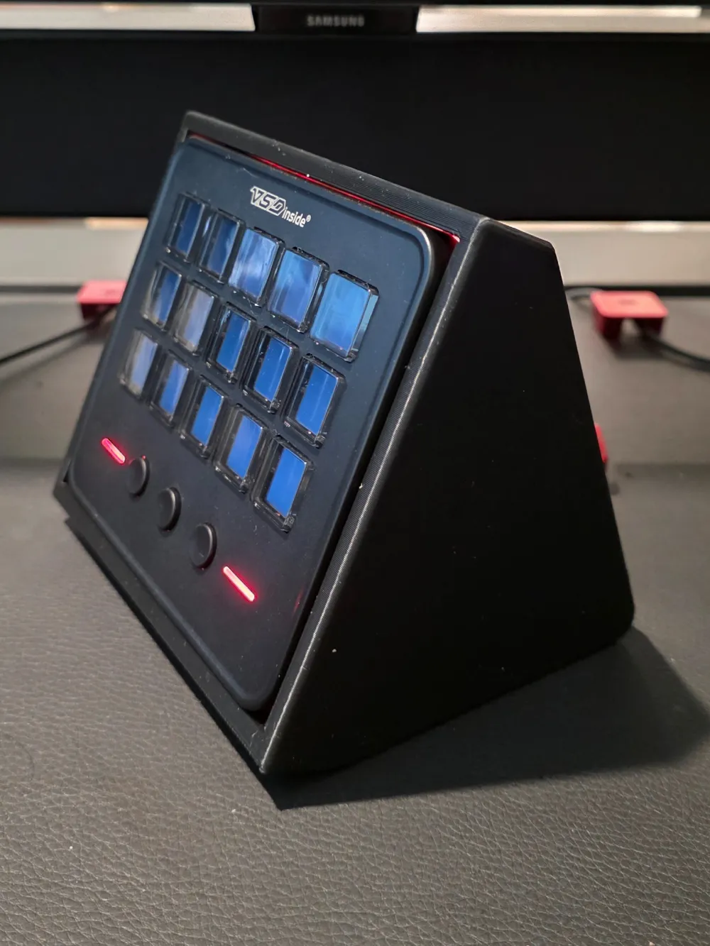 Inside Stream Machine VSD Inside Stream Dock M18 Base - Free 3D Print Model - MakerWorld