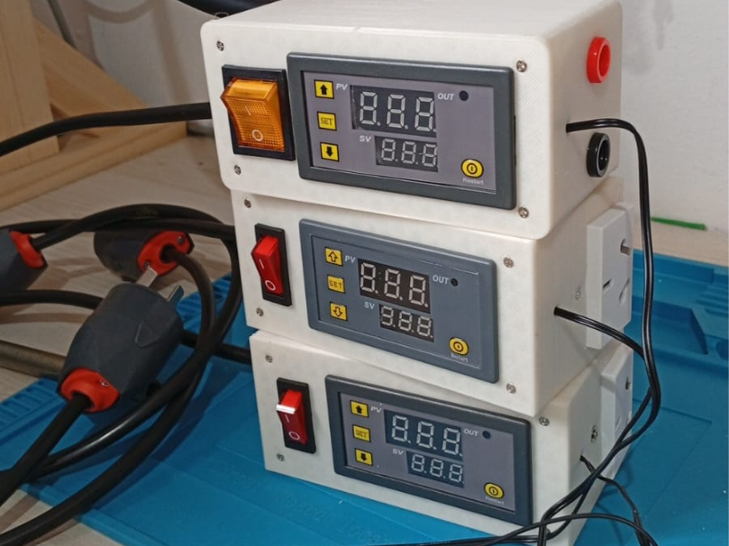 Temperature controller w3230