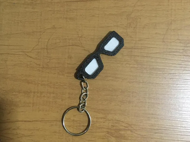 The Devil Wears Prada 2 glasses keychain