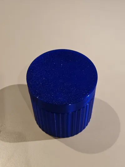 Screw top container