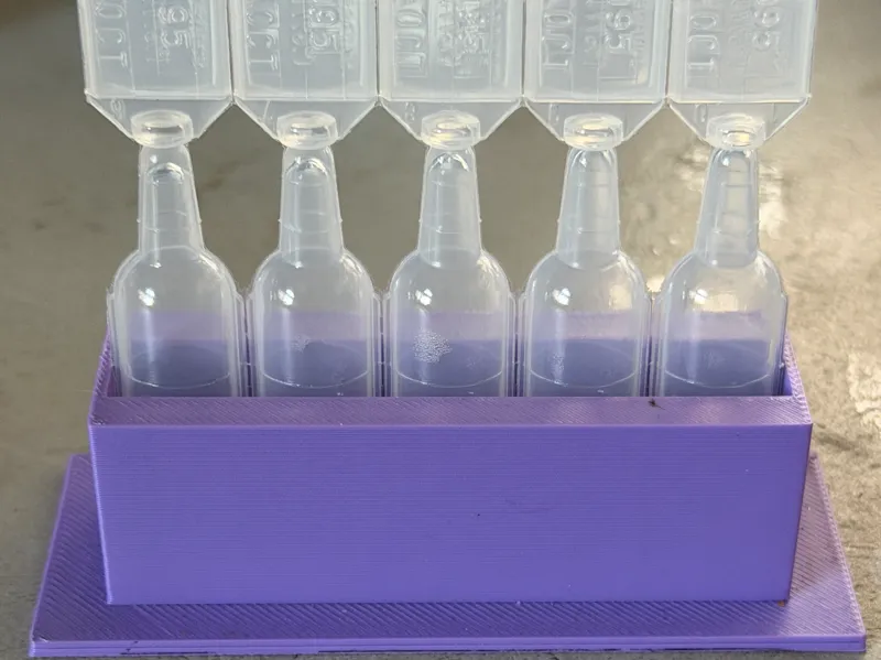 Vizz Eyedrop Stand