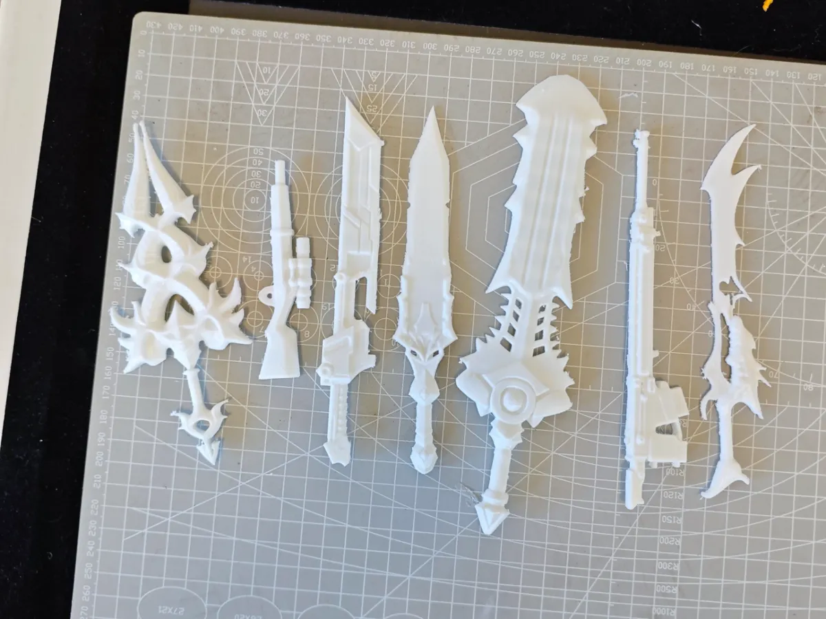 Sturdy Model 7 models: knives, swords, axes. A weapon pack from popular anime and ...