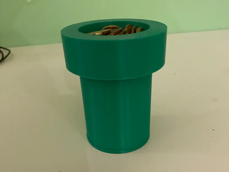 Pipe shaped pen box