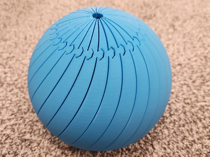 Spiral Ball Fidget (150mm 30 links)
