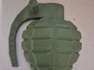 drag grenade hard hat clip