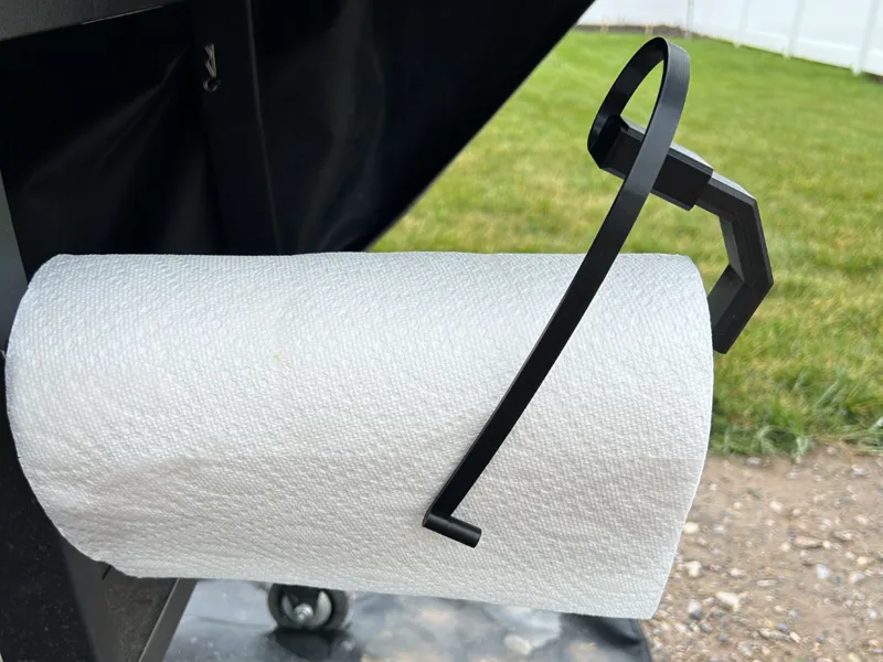 Blackstone Paper Towel Wind Lock