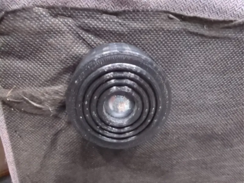 Modular couch feet for 5/16" carriage bolts