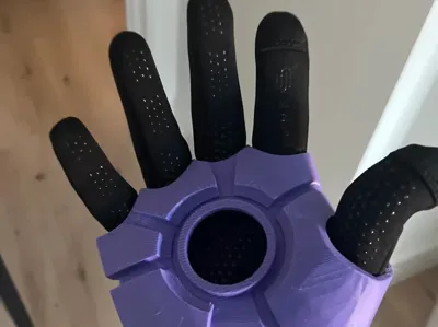 Iron Man Glove Finger Holder