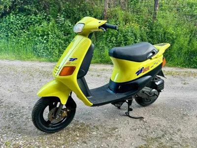 Piaggio ZIP Fast Rider