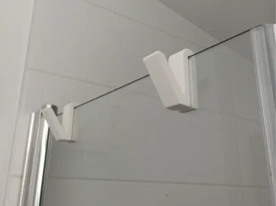 Shower hook / Porte serviette