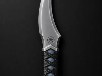 kuronomi karambit