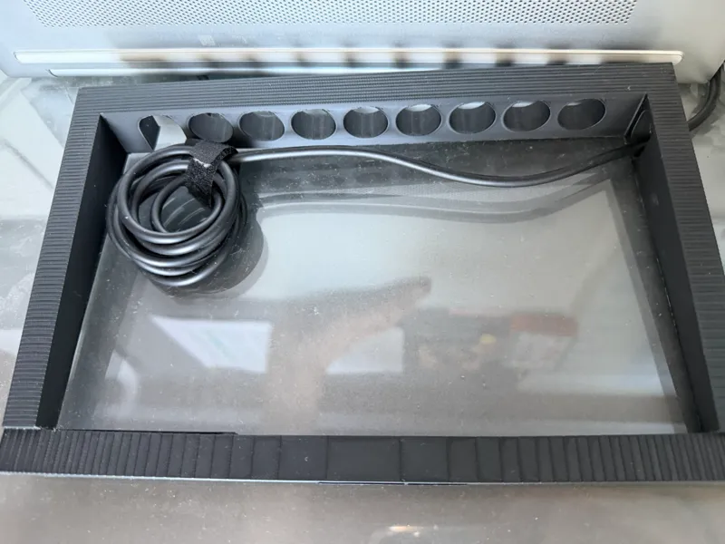 Laptop cable organiser and cooler