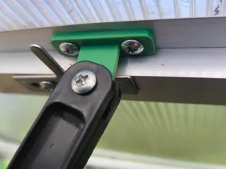Halter für Gewächshaus Fenster