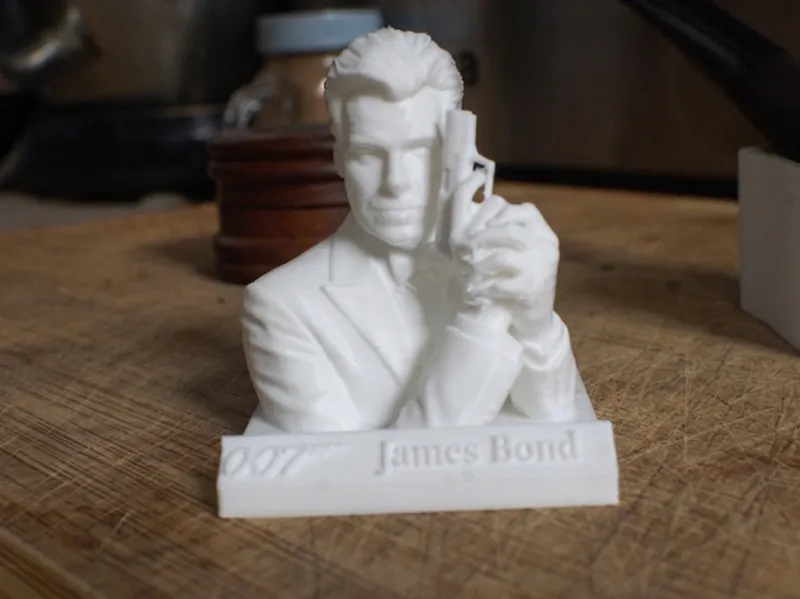 Pierce Brosnan 007 James Bond
