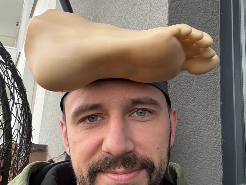 The Foot Sun Cap