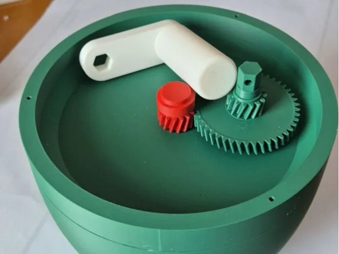 Salad Spinner gear