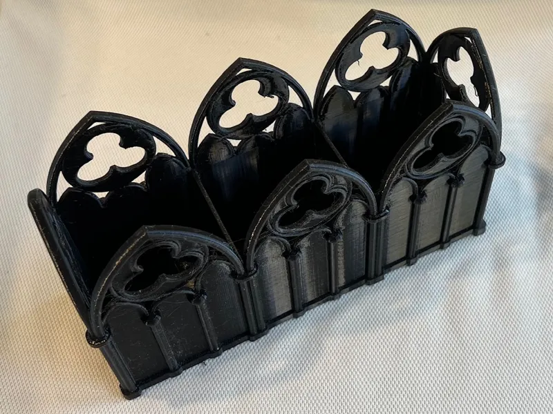 Gotik Desktop Organizer