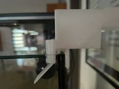 fish food dispenser 
