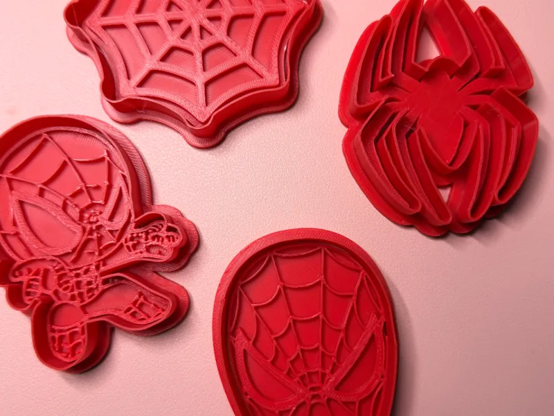Spider Hero Cookie Cutter & Stamp Set - 4 pcs