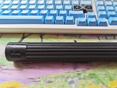 Retractable baton, stick weapon, self-defense baton. It won't cause serious injury, but it hurts a lot, can be kept in the car, a very useful retractable baton