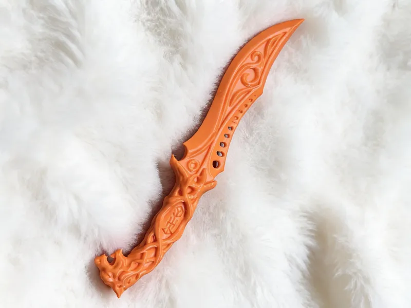 Crimson Lion Curved Blade For Cyberpunk Night City