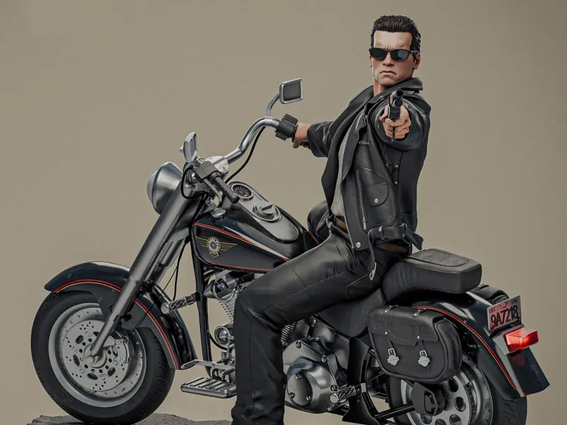 Terminator  con Moto